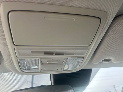 Used 2018 Honda Accord LX image 26