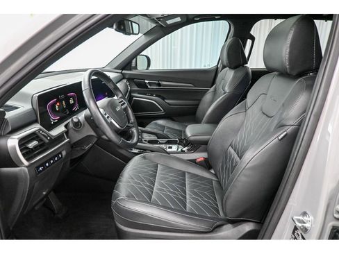 Used 2024 Kia Telluride EX X-Line AWD/4WD image 37