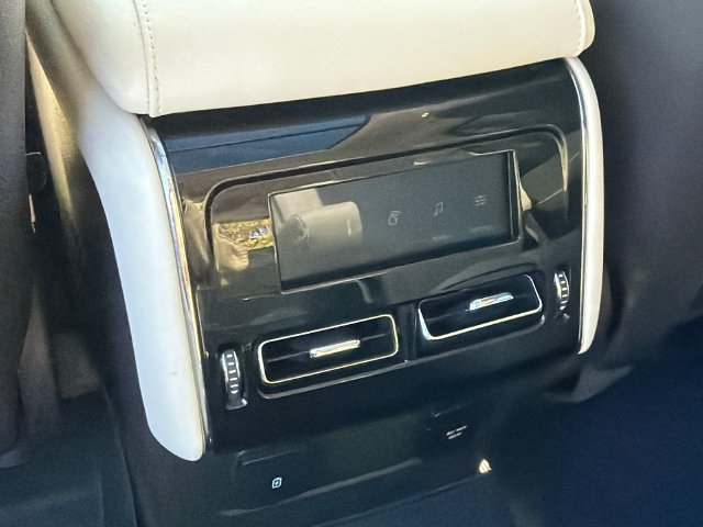 Used 2021 Lincoln Aviator Black Label Grand Touring w/ Class IV Trailer Tow Package AWD/4WD image 25