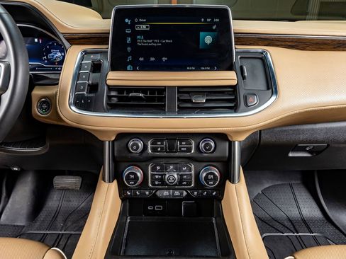 Used 2023 Chevrolet Tahoe Premier w/ Premium Package 2 image 25