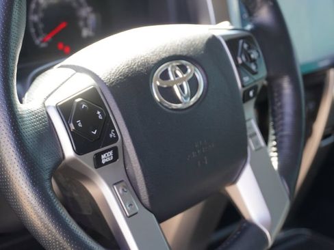 Used 2023 Toyota 4Runner SR5 Premium w/ Moonroof Package RWD image 32