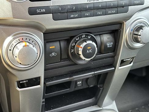 Used 2011 Toyota 4Runner SR5 w/ Convenience Pkg AWD/4WD image 29