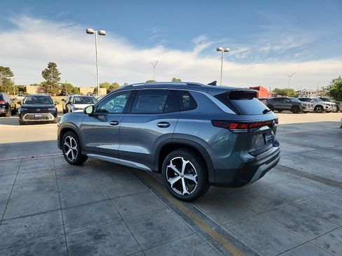 New 2026 Volkswagen Tiguan SE FWD image 4