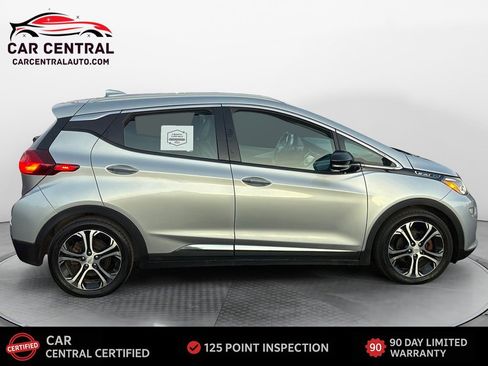 Used 2019 Chevrolet Bolt Premier w/ Infotainment Package image 6