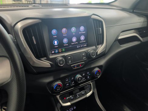 Used 2024 GMC Terrain SLE w/ Driver Convenience Package AWD/4WD image 10