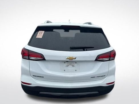 Used 2024 Chevrolet Equinox Premier AWD/4WD image 4