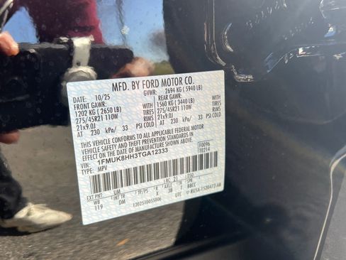 New 2026 Ford Explorer Platinum w/ LUX Leather Package image 31