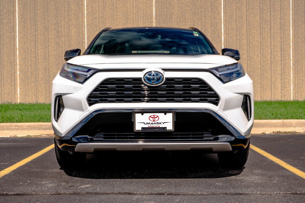 Used 2023 Toyota RAV4 XSE w/ XSE Grade Weather Package AWD/4WD image 3