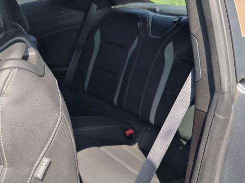 Used 2021 Chevrolet Camaro LT RWD image 7