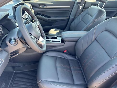 New 2025 Nissan Altima 2.5 SR w/ SR Premium Package image 5