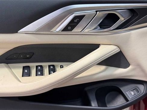 Used 2025 BMW M440i Convertible image 21