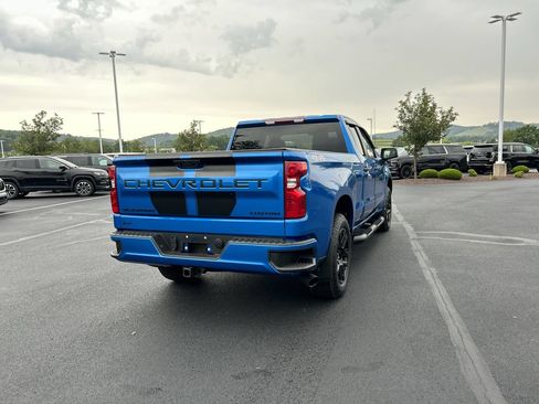 Used 2023 Chevrolet Silverado 1500 Custom w/ Rally Edition AWD/4WD image 7