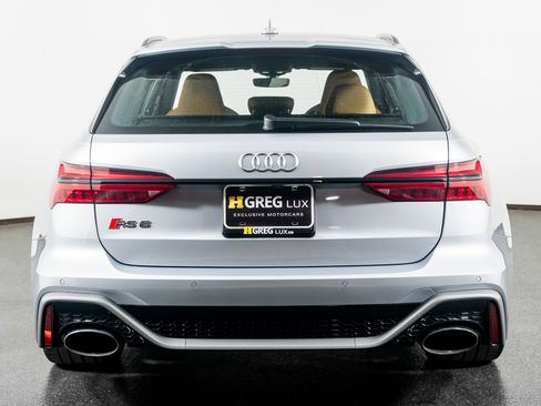 Used 2025 Audi RS 6 performance image 11