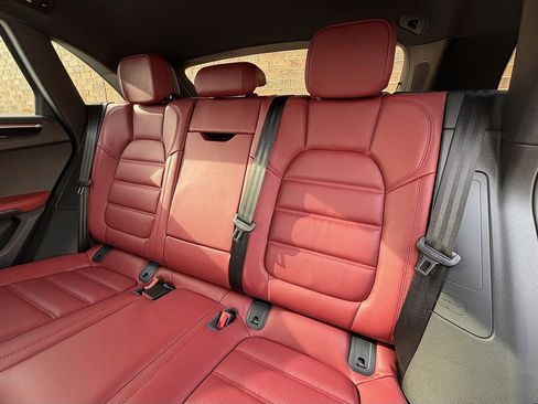 New 2026 Porsche Macan S image 18