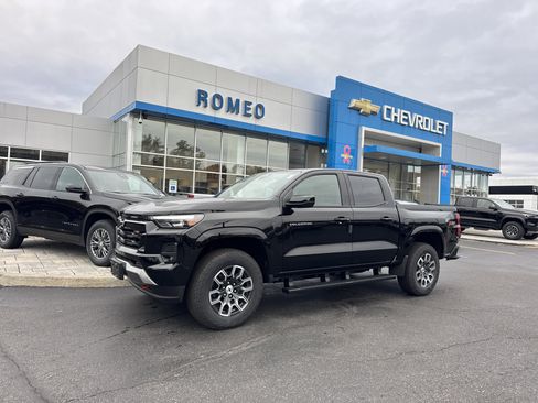 New 2026 Chevrolet Colorado Z71 w/ Technology Package image 1
