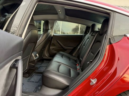 Used 2018 Tesla Model 3 Performance image 19