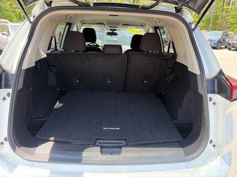 Used 2024 Nissan Rogue S AWD/4WD image 13