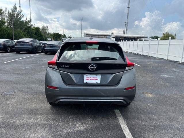 Used 2025 Nissan Leaf S FWD image 3