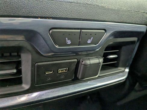 Used 2020 Chevrolet Silverado 1500 High Country w/ Technology Package image 44