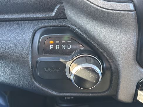 Used 2019 RAM 3500 Tradesman image 10