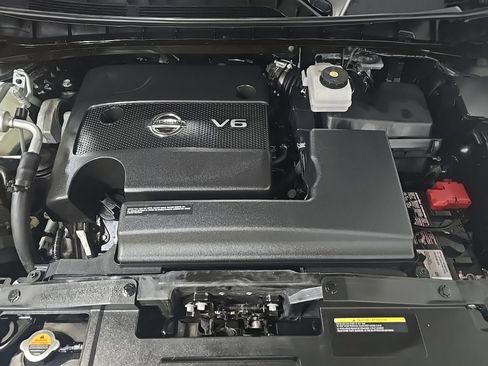 Used 2022 Nissan Murano Platinum w/ Cargo Package image 13