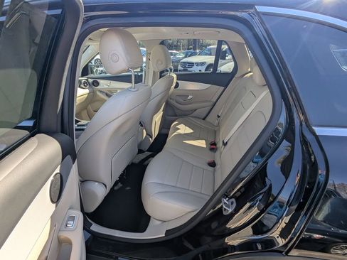Certified 2022 Mercedes-Benz GLC 300 image 24