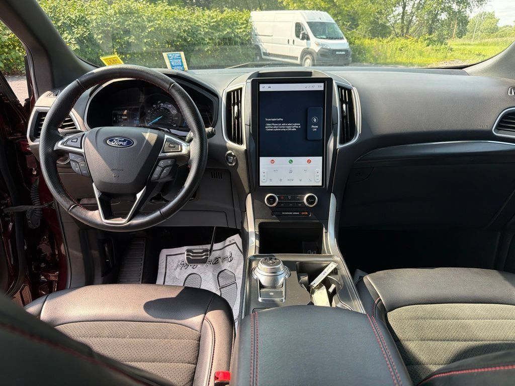 Used 2023 Ford Edge ST-Line AWD/4WD image 32