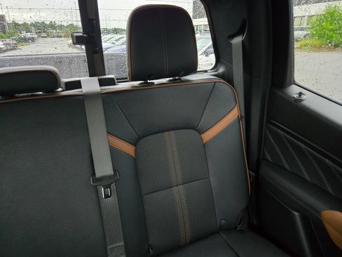 Used 2024 GMC Canyon AT4 w/ Canyon Safety Plus Package AWD/4WD image 14