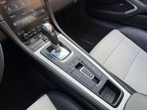 Used 2024 Porsche 718 Boxster image 16