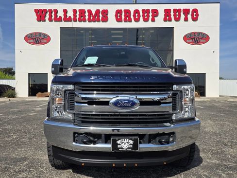 Used 2017 Ford F250 XL w/ STX Appearance Package image 2