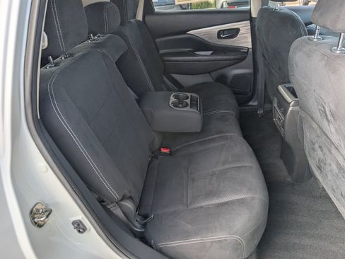 Used 2017 Nissan Murano SV w/ Cargo Package AWD/4WD image 5