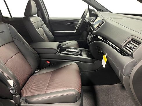 New 2026 Honda Ridgeline Black Edition image 24