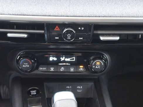 New 2026 Nissan Kicks SV w/ Illumination Package image 4