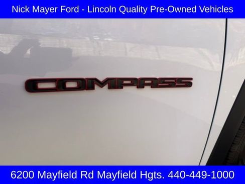 Used 2023 Jeep Compass Trailhawk image 9