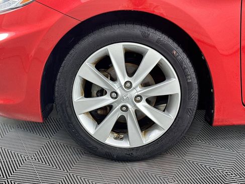 Used 2014 Hyundai Accent GLS w/ Option Group 2 image 29