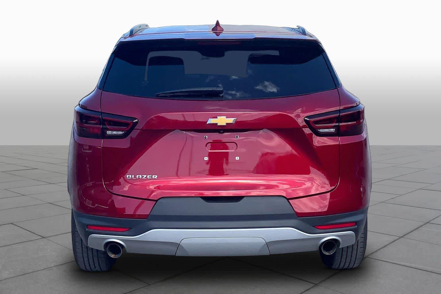 Used 2024 Chevrolet Blazer LT w/ Convenience Package FWD image 5