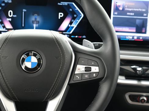 Used 2024 BMW X5 xDrive40i w/ Premium Package AWD/4WD image 13