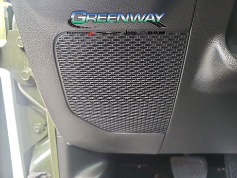 Used 2023 Jeep Wrangler Unlimited Sahara image 17