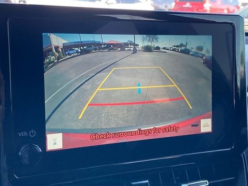 Used 2025 Toyota Corolla Cross AWD Hybrid image 22