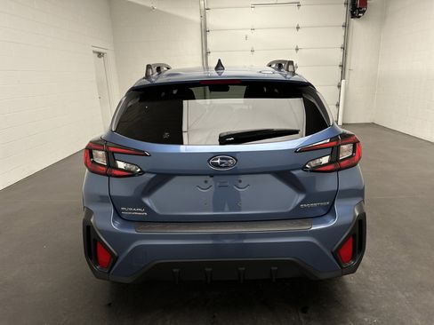 Used 2024 Subaru Crosstrek 2.0i Premium AWD/4WD image 8