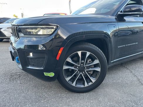 Used 2022 Jeep Grand Cherokee Overland w/ Advanced Protech Group III image 8