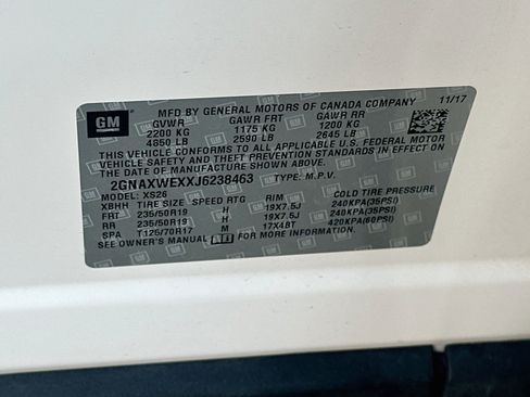 Used 2018 Chevrolet Equinox Premier AWD/4WD image 12