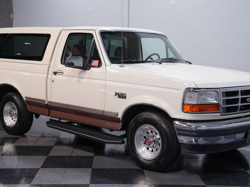 Used 1993 Ford F150 XLT image 13