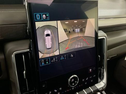 New 2026 GMC Yukon XL Elevation AWD/4WD image 10