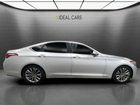 Used 2016 Hyundai Genesis 3.8 w/ Option Group 02 RWD image 4
