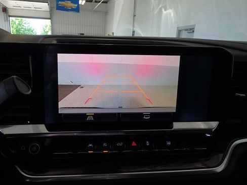 Used 2024 Chevrolet Silverado 1500 RST AWD/4WD image 30