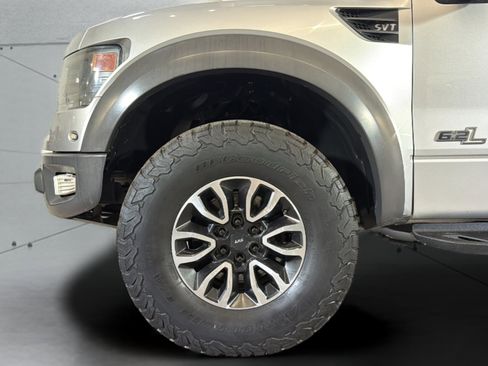Used 2014 Ford F150 Raptor w/ Equipment Group 801A Luxury AWD/4WD image 36