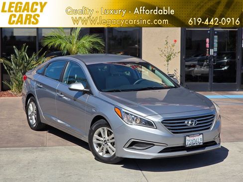 Used 2016 Hyundai Sonata SE FWD image 1