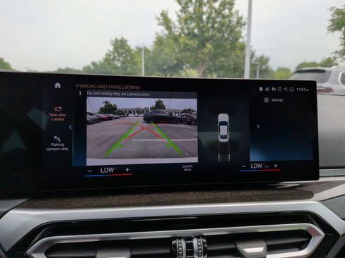 Certified 2023 BMW 330e w/ Premium Package RWD image 19