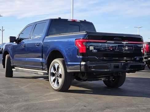Used 2023 Ford F150 Lightning Platinum image 29